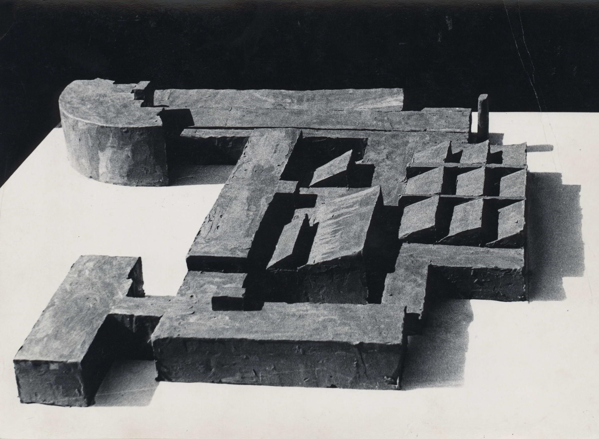 Modell: Ernst Gisel, Liechtensteinisches Gymnasium, Schulzentrum Mühleholz, Plastilinmodell 1968