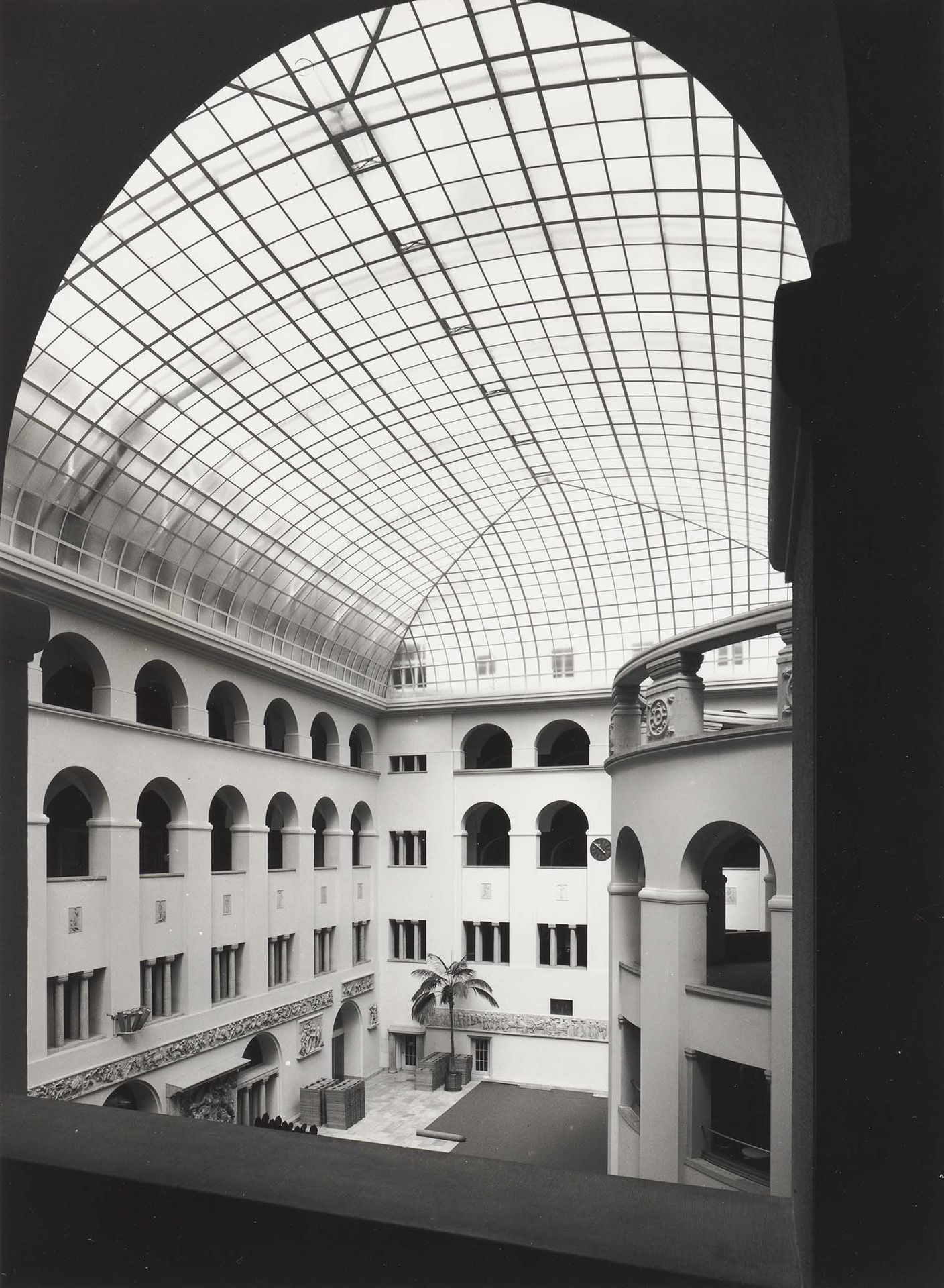Foto: Lichthof der Universität Zürich. Foto: Heinrich Helfenstein